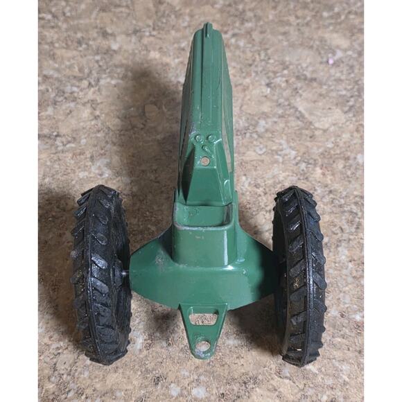 1950s Oliver Green Farm Tractor Vintage Die-Cast Lansing Iowa Slik-Toys - Picture 5 of 8